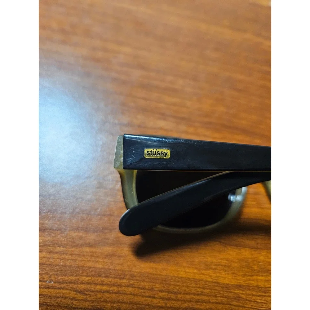 Stussy sunglasses feature